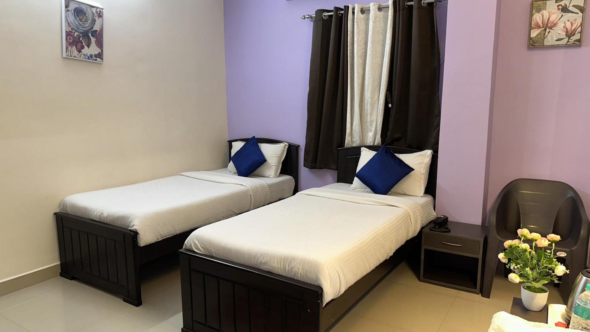 Srichand Business Class Rooms Thiruvallur Eksteriør billede