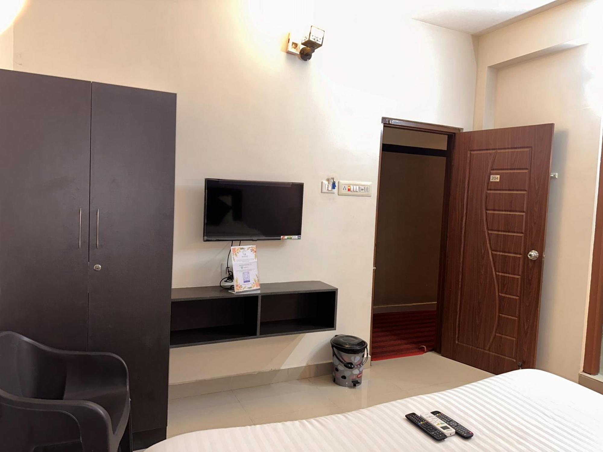 Srichand Business Class Rooms Thiruvallur Eksteriør billede